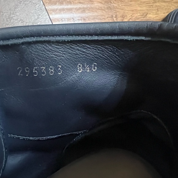 Gucci men sneakers 8 1/2 G gently worn with box. US Sz 9.5. - Picture 6 of 16